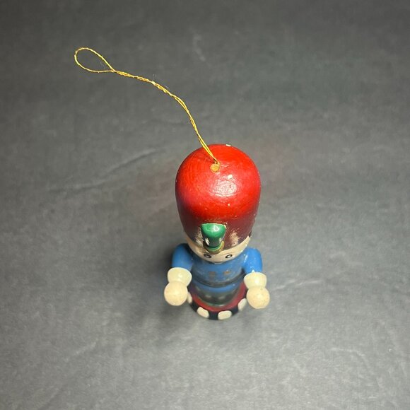 Vintage Russ Berrie #17190 Wooden Blue Green & Red Toy Soldier Ornament 3.5" - Picture 5 of 6